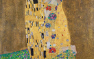 Storia di un celebre bacio: il capolavoro di Klimt visto da vicino