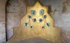 ORIENTE E OCCIDENTE. Allegorie e simboli della tradizione mediterranea. Installazioni di Navid Azimi Sajadi