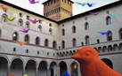 Rondini colorate al Castello Sforzesco per salvare la statua equestre