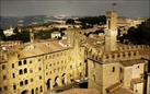 Volterra in Cornice